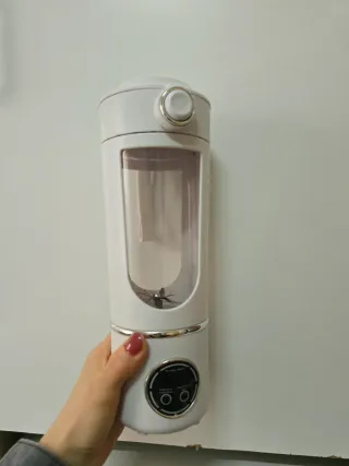 Batidora/Licuadora Portátil Blanca