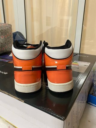Zapatillas Jordan 1 Mid Turf Orange