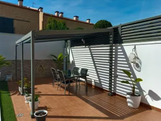 Pérgola de metal 4x3