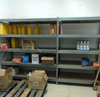 Estanterías de almacenaje metálicas