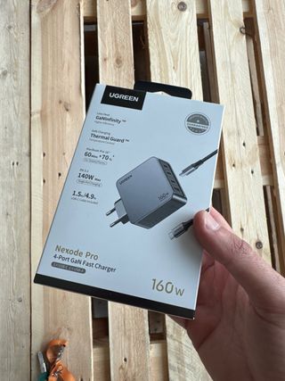 Carregador UGREEN Nexode Pro 160W GaN Preto