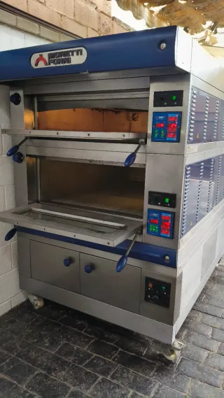 Horno de pizza, pan, asados,pasteles, etc,Moretti.