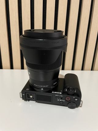 Sony ZV-E10 + Sigma 16mm f1.4 + 128GB