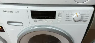 Lavadora Miele 8 KG W1