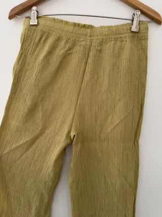 Pantalón Zara fluido verde lima Talla S