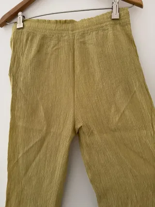 Pantalón Zara fluido verde lima Talla S