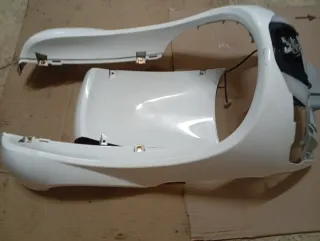 Frontal Peugeot Tweet 125 2022