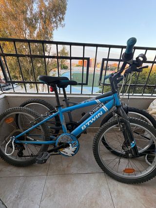 Bicicleta BTWIN azul