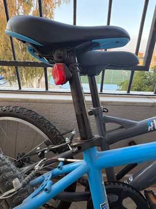 Bicicleta BTWIN azul