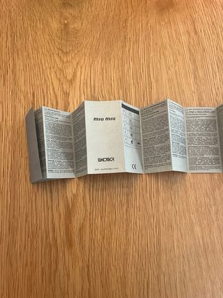 Óculos de sol Miu Miu pretos