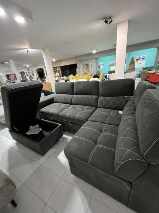 Sofá Cama Gris + Puff + 2 Butacas