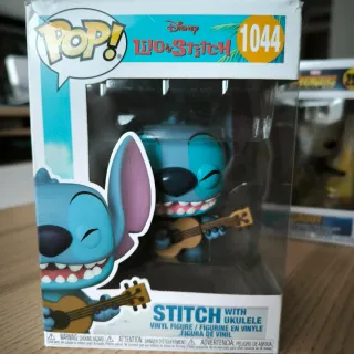 Funko Pop Lilo & Stitch 1047 y Charmander 455