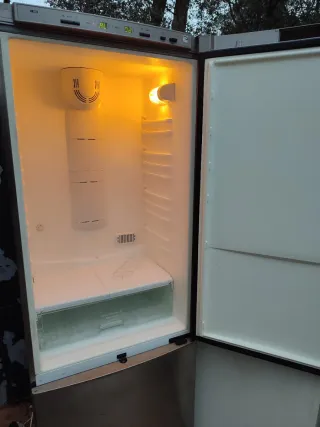 Nevera Siemens Grande con Congelador