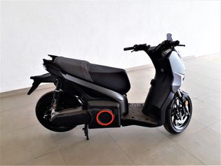 SEAT MO SCOOTER 2023
