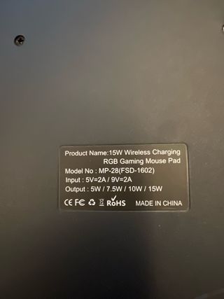 Alfombrilla Gaming XXL RGB Carga Inalámbrica