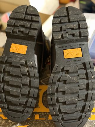 Botas de montaña TIMOTHY de piel, negras. Talla 45