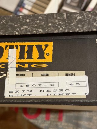 Botas de montaña TIMOTHY de piel, negras. Talla 45