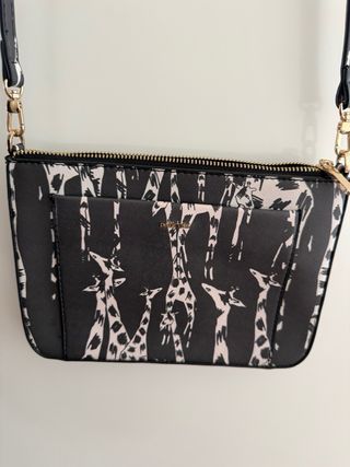 Bolso de mano con estampado de jirafas