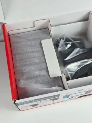 Nintendo Switch V2 + Monster Hunter Rise