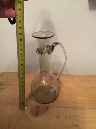 Jarra o jarron de vidrio soplado