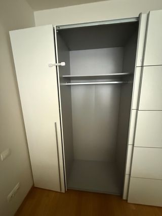 Armario blanco grande