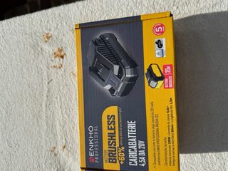 Caricabatterie ENKHO 20V 4.5A