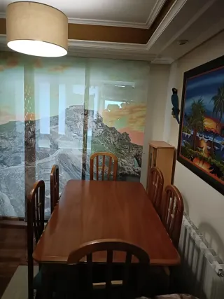 Mesa de comedor con 6 sillas