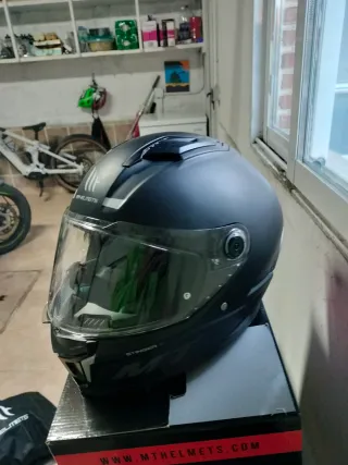 Cascos talla L y Talla S