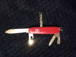 Navaja Victorinox Sportsman Roja