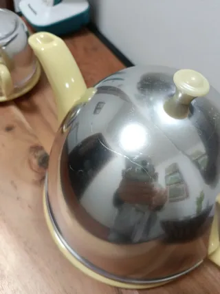 Cafetera Retro Años 60.Azucarero va aparte.