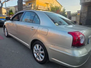 PRECIOSO Toyota Avensis 185.000KM!!