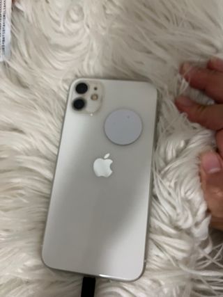 iPhone 11 Apple