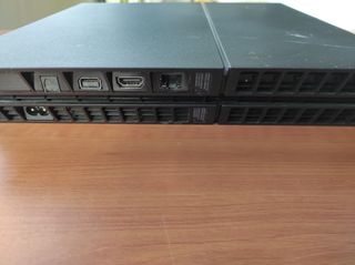 PLAYSTATION 4 FAT 1TB + CONTROLLER E VENTOLA