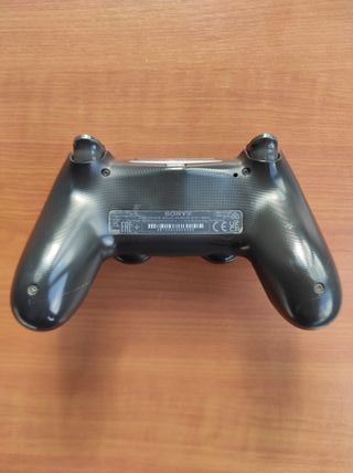 PLAYSTATION 4 FAT 1TB + CONTROLLER E VENTOLA