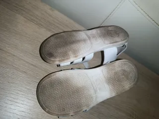 Sandalias blancas niña talla 25