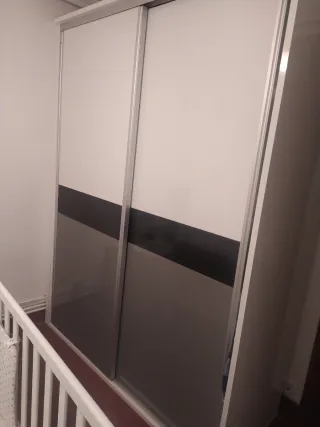 Armario 2 puertas 4 cajones cristal metal