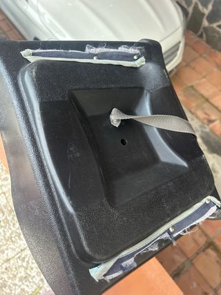 Elevador de plástico negro