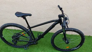 Bicicleta MTB Rockrider Negra
