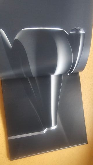 Catálogo Bowers & Wilkins Serie 800 D3