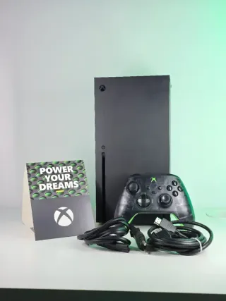 Xbox Series X 1TB Mando Edición Especial 20 Años