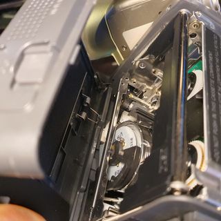 Cámara Sharp VL-E630S Plata (NO PROBADA)