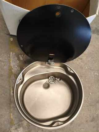 Nevera Trivalente Thetford N4141E+ Grande 140L aut