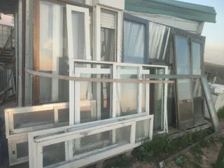 Ventanas y puertas de aluminio