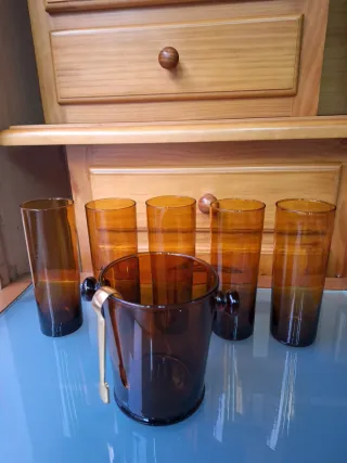 Cubiteras y vasos ámbar años 60