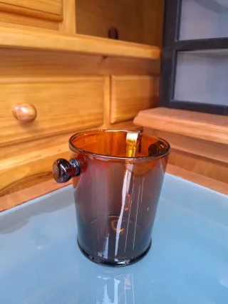 Cubiteras y vasos ámbar años 60