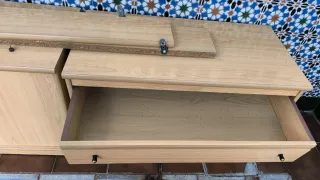 Cómoda de 4 cajones de madera