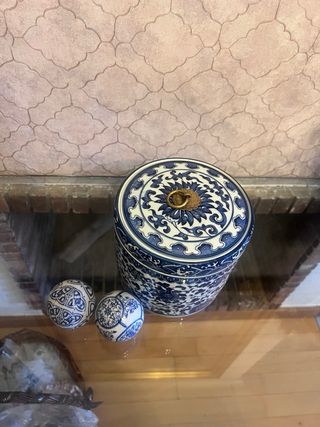 Tarro y 2 bolas decorativas cerámica