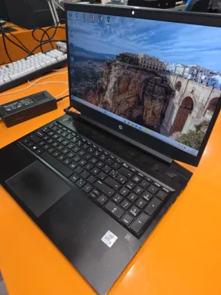 Portátil HP 16 i5 10Gen 16GB RAM SSD 256GB +1Tb