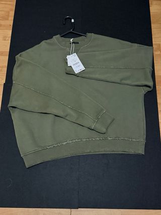 Sudadera Zara verde nueva