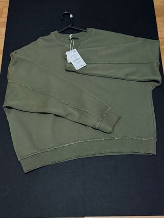 Sudadera Zara verde nueva